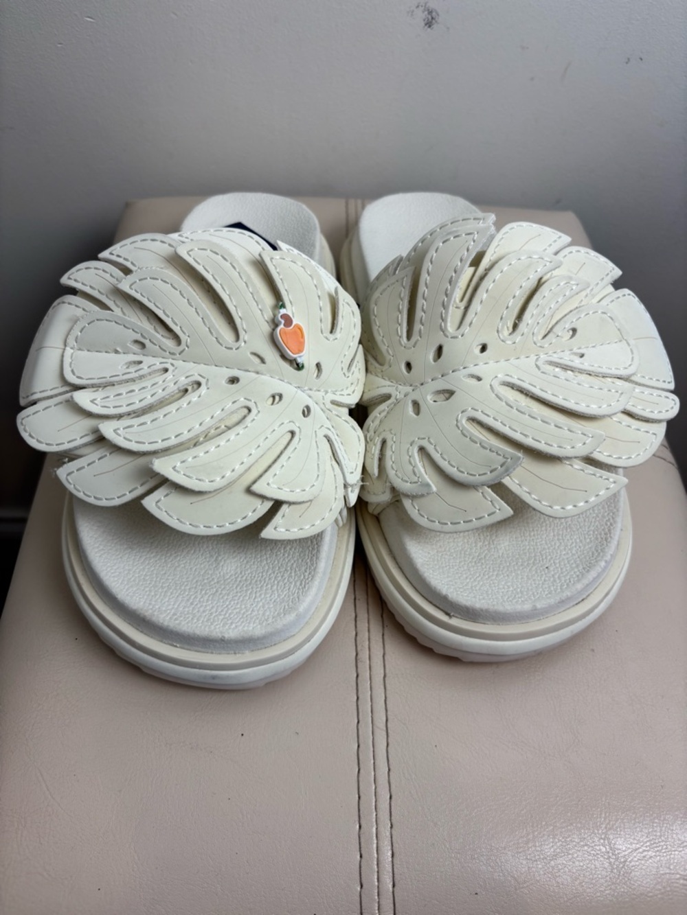 Farm Rio Monstera Leaf Sandal Platform Slides White Adjustable Tropical 9 NWT - Picture 3 of 9